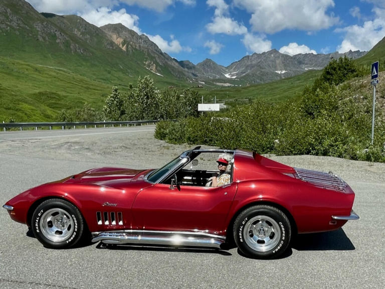 Don & Jo's 69 Corvette